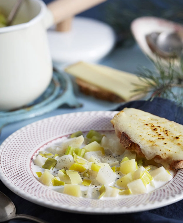 Soupe blanche et tartines de Beaufort
