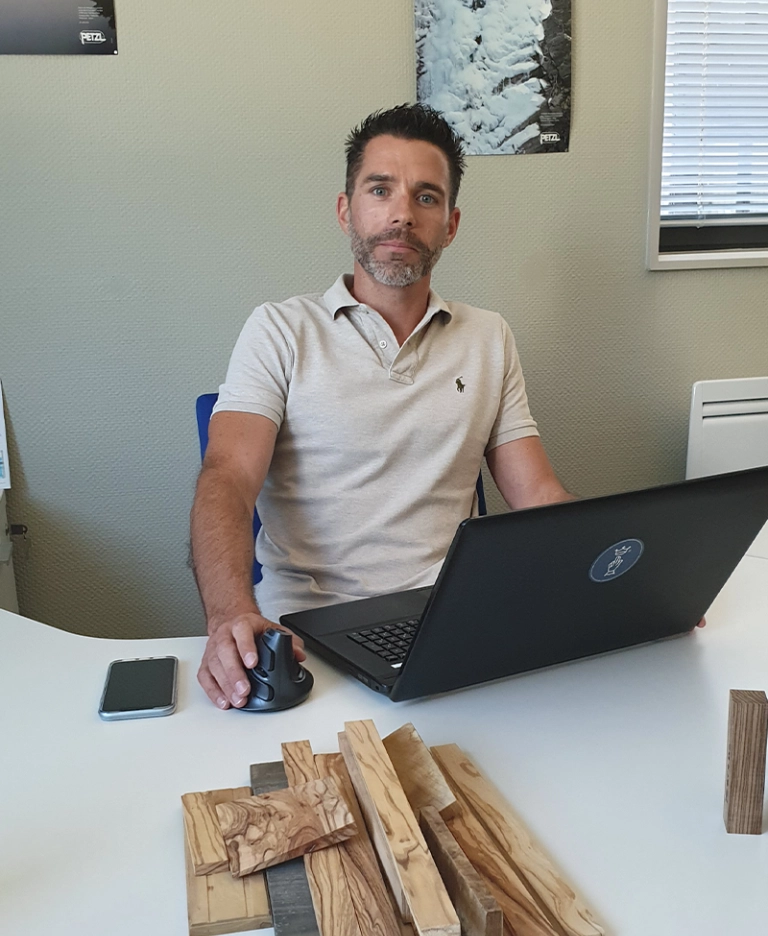 They are Opinel: Julien Dollet