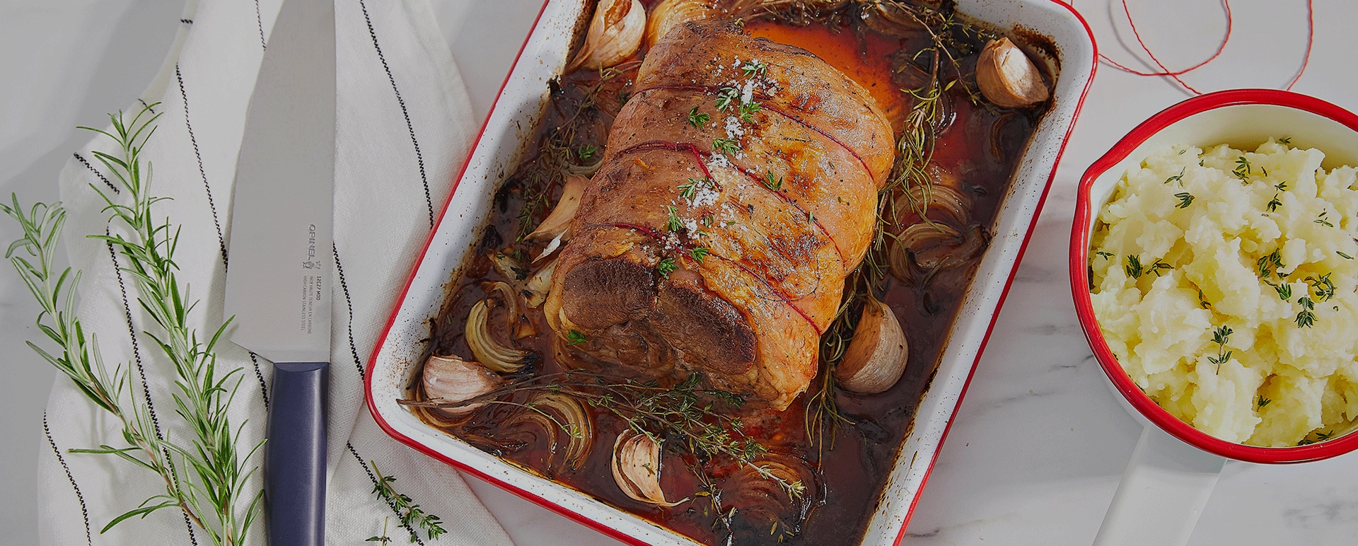 Sella di agnello arrosto e patate schiacciate