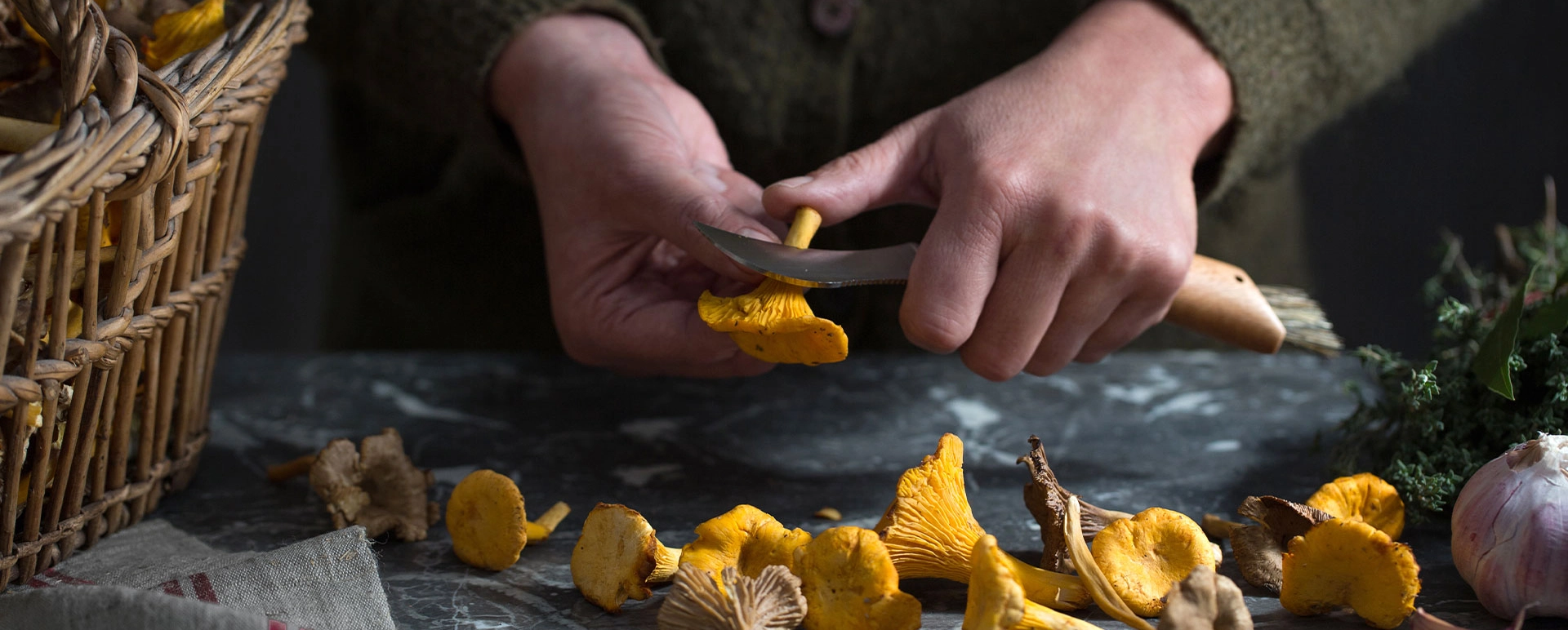 Pernici arrosto e fricassea di funghi di bosco