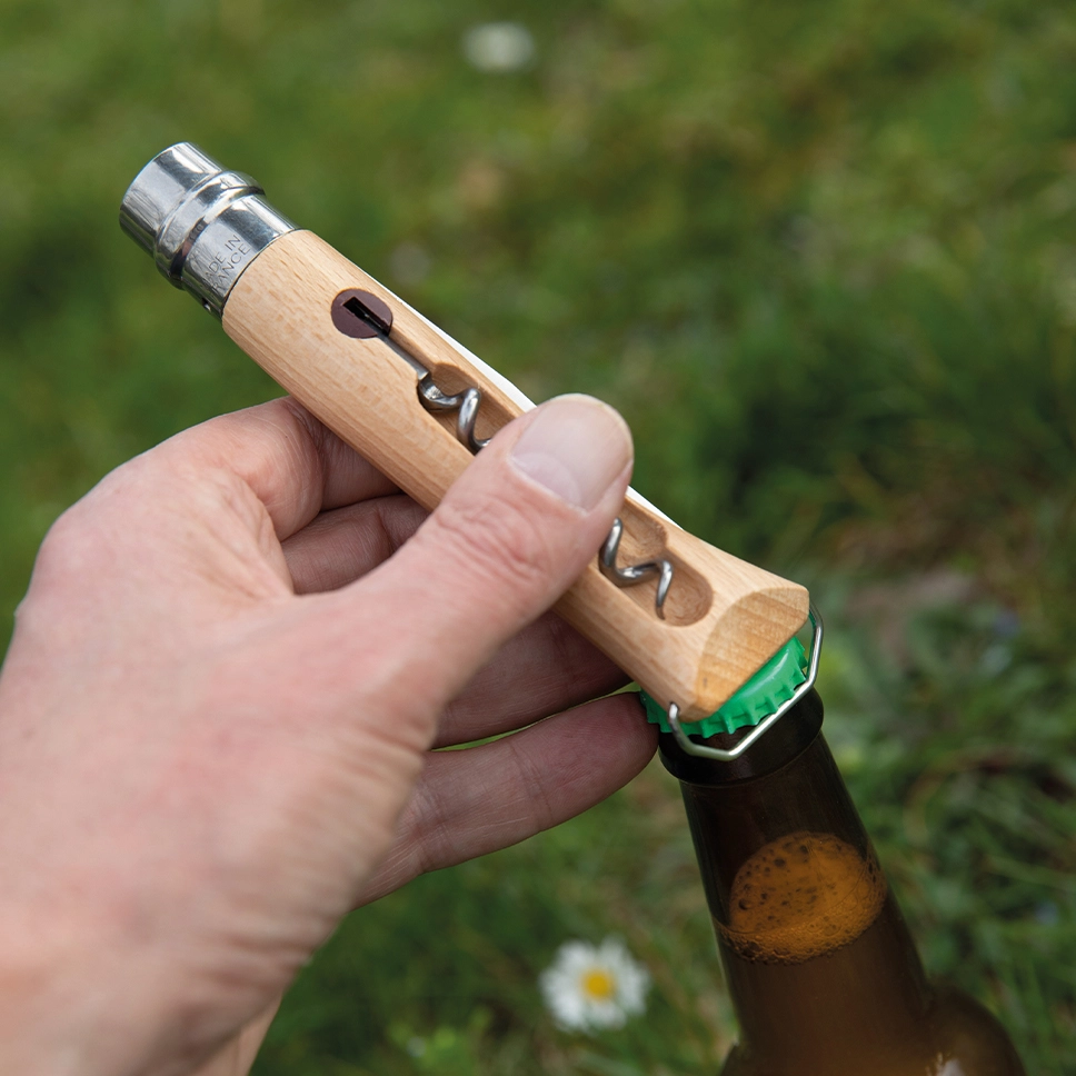 N°10 Etui met kurkentrekker en flesopener
