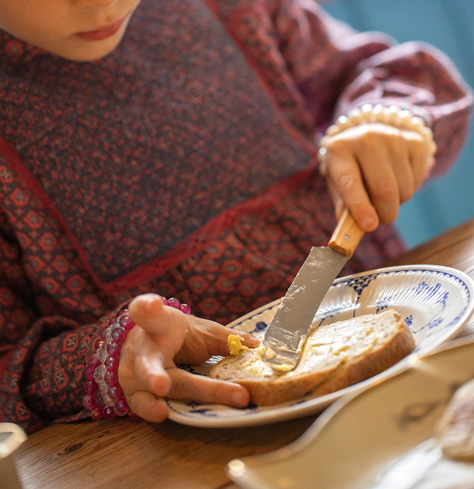 Frühstücksmesser mit Holzgriff